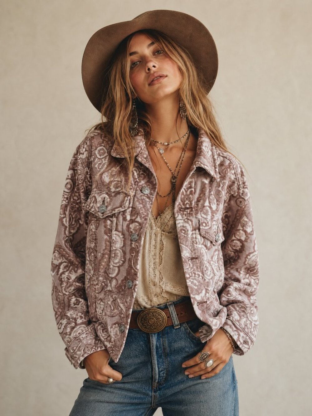 BDG NWT Urban Outfitters Paisley Damask Corduroy Denim Trucker Jacket